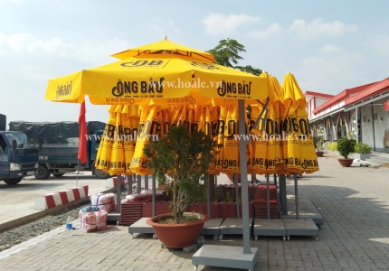 Dù che nắng cho chuỗi cafe Ông Bầu được Hoa Lê trực tiếp sản xuất và lắp đặt